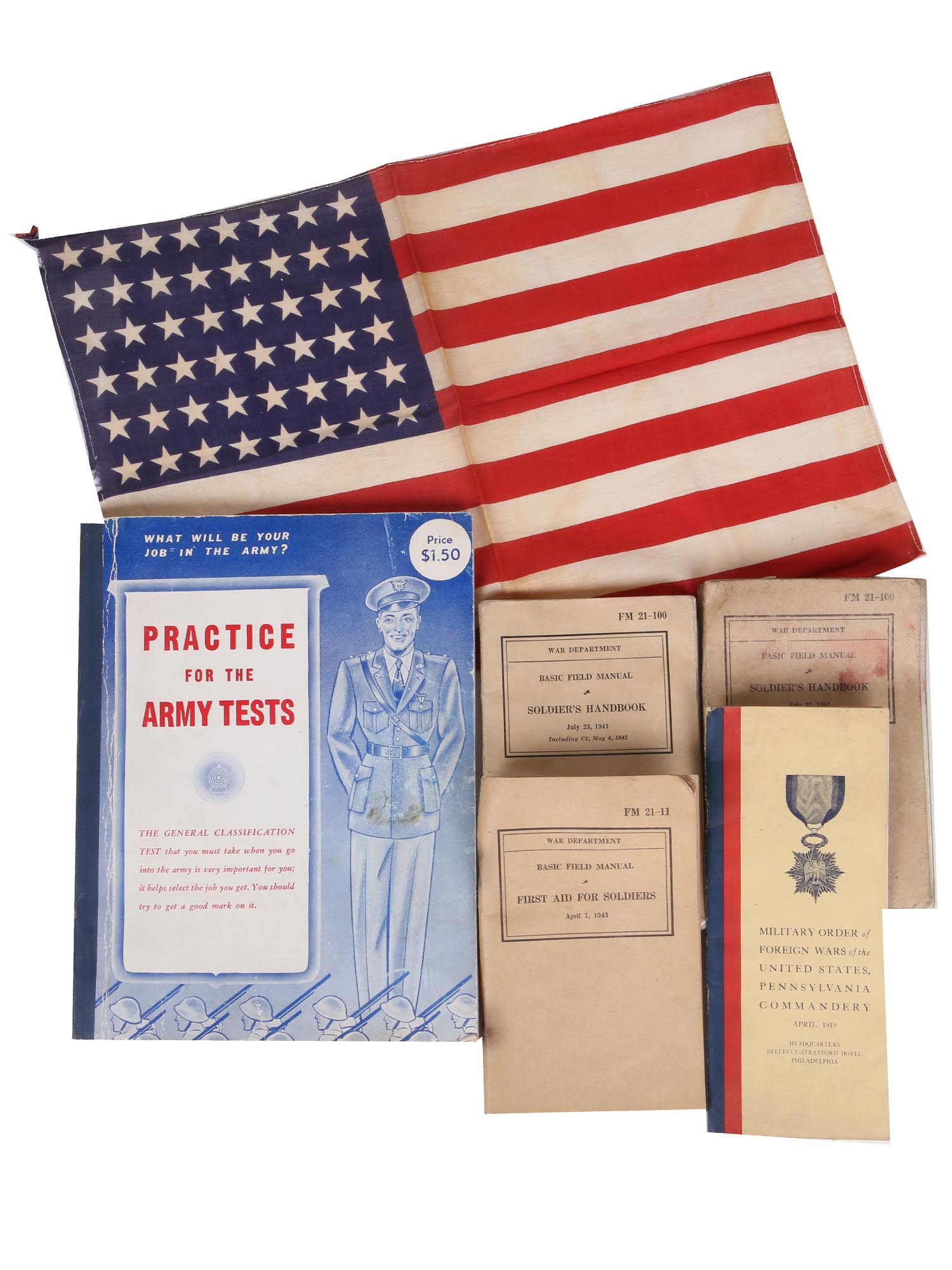 AMERICAN VINTAGE MILITARY WWII HANDBOOKS AND FLAG PIC-0